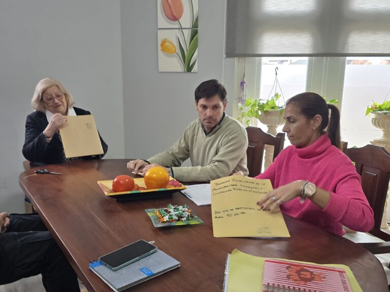 La Municipalidad realizó la apertura de sobres de las Licitaciones N.º 01 y 02/2026